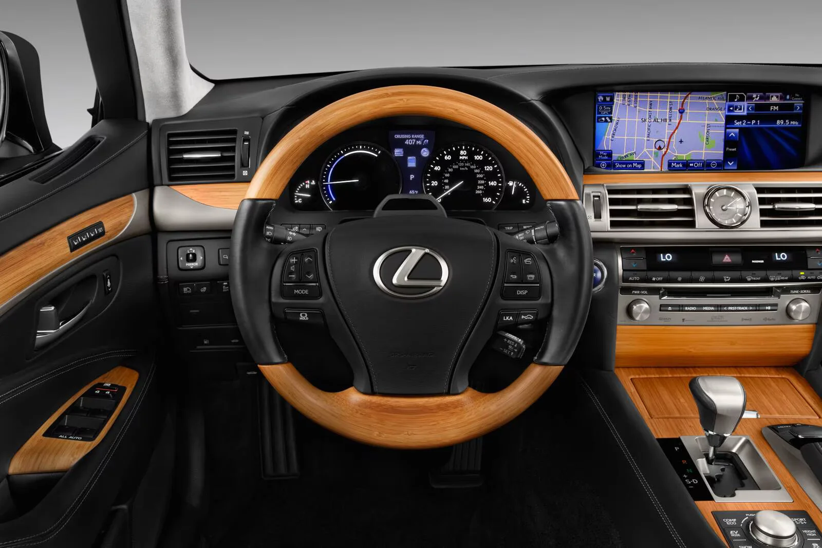 2016_lexus_ls-600h-l_sedan_base_dds_izmo_1_1600x1067_converted