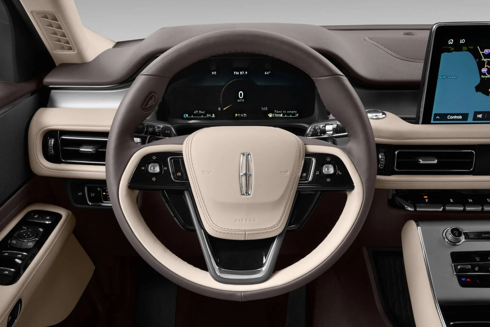 2024_lincoln_aviator_4dr-suv_premiere_dds_izmo_1_1600x1067