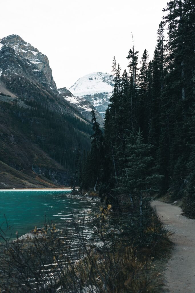 Lake Louise in autumn colours